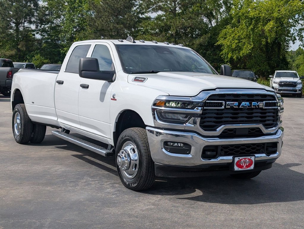 New 2026 RAM 3500 Tradesman w/ Chrome Appearance Group A AWD/4WD image 2