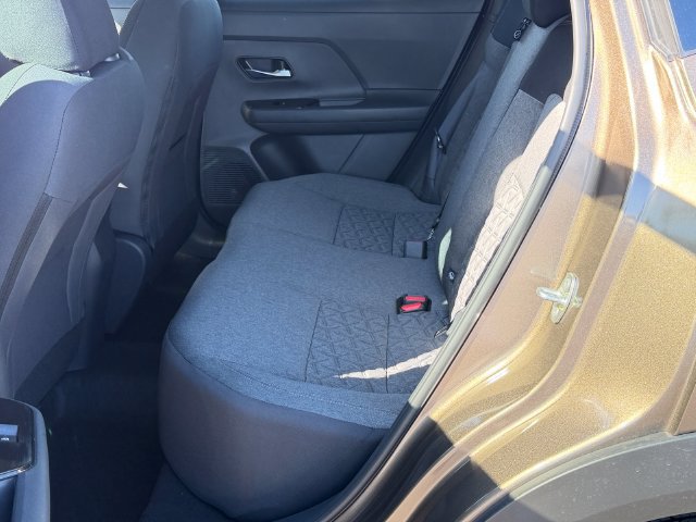 New 2027 Nissan Kicks SV FWD image 21