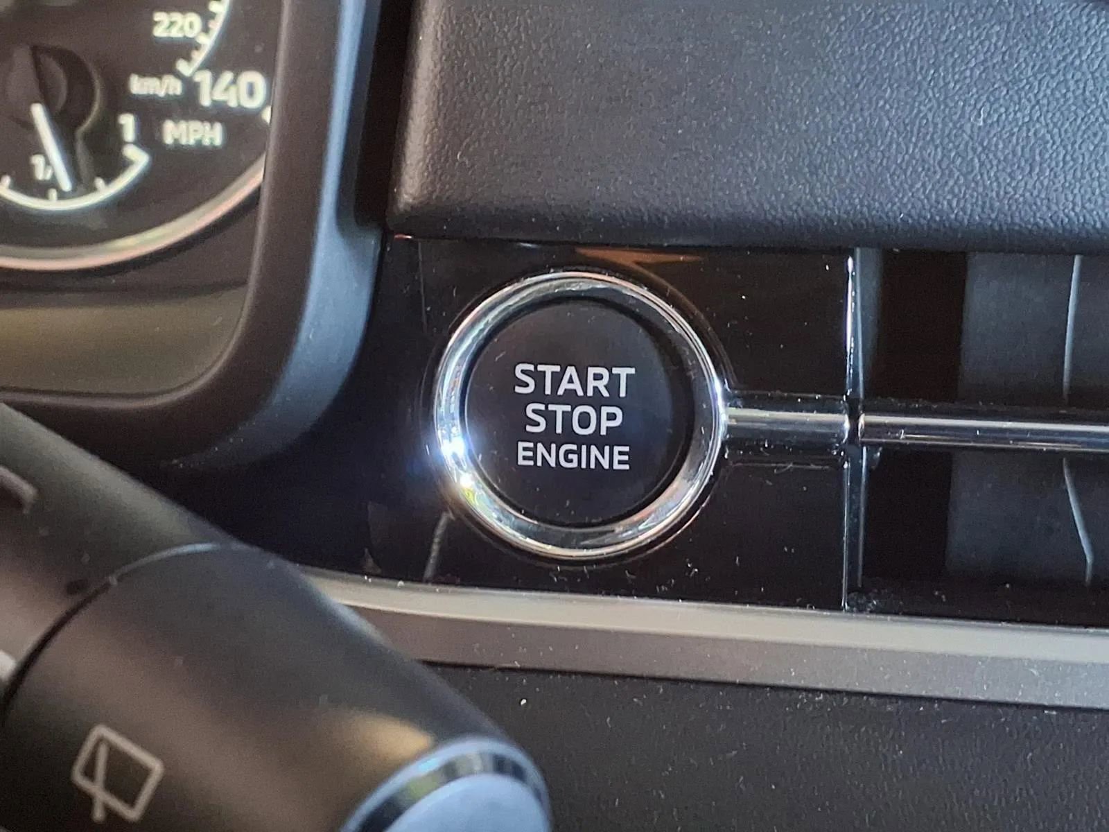 Used 2022 Mitsubishi Outlander ES image 20