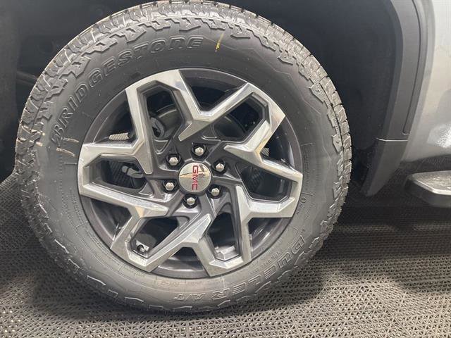 New 2025 GMC Sierra 1500 SLT w/ SLT Premium Plus Package image 11