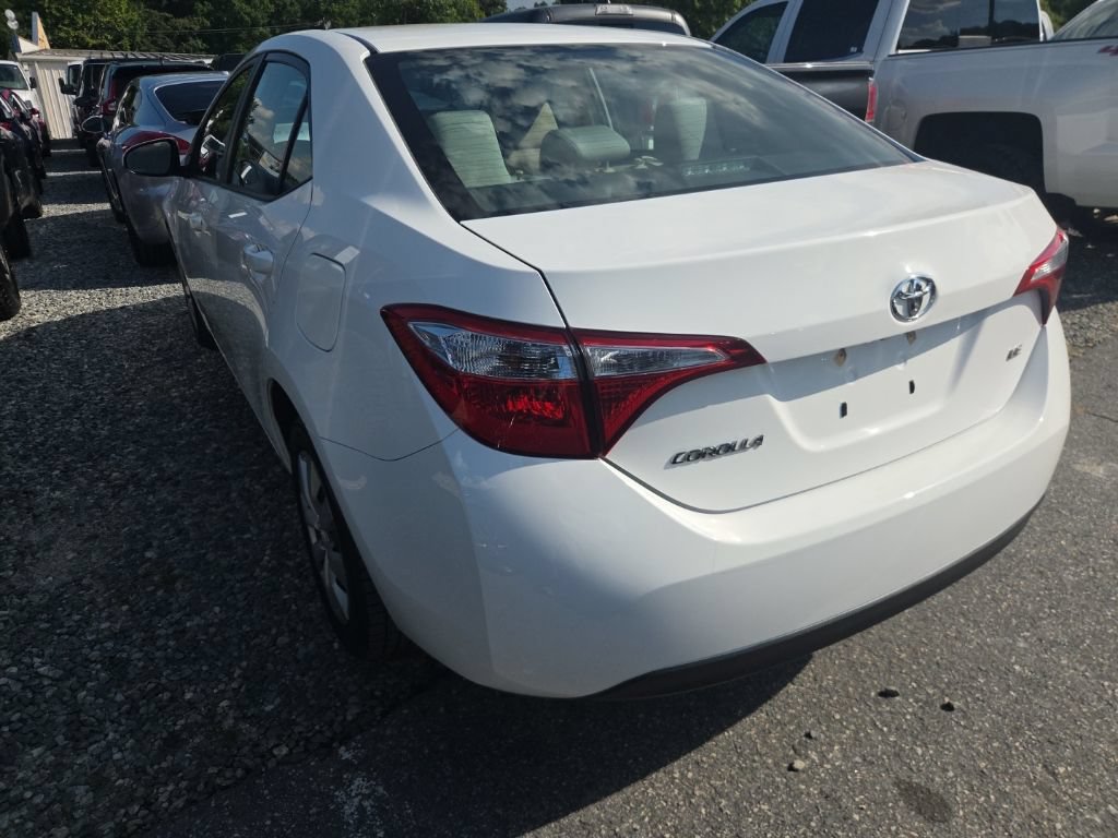 Used 2016 Toyota Corolla LE FWD image 4