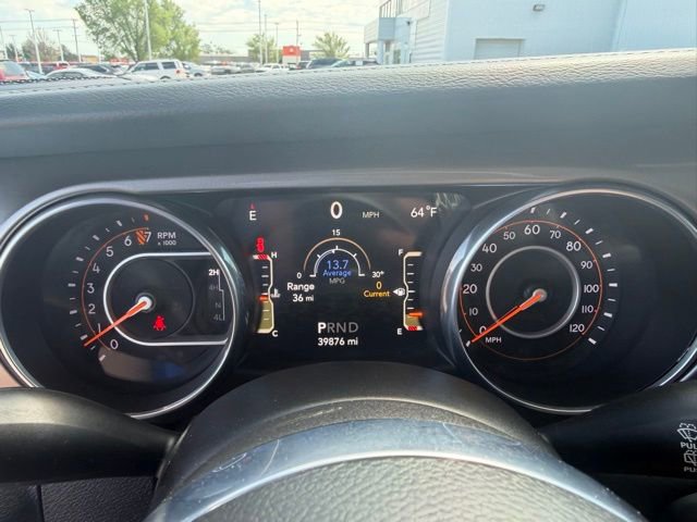 Used 2018 Jeep Wrangler Unlimited Sahara w/ Cold Weather Group image 25