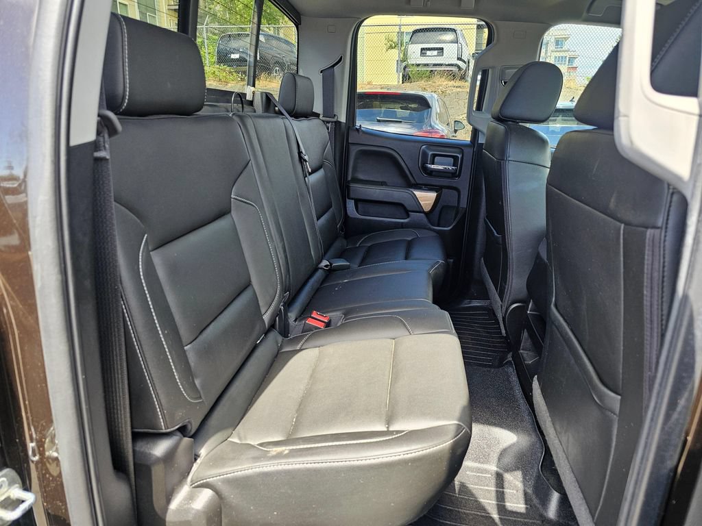Used 2018 Chevrolet Silverado 1500 LTZ w/ LTZ Plus Package AWD/4WD image 13
