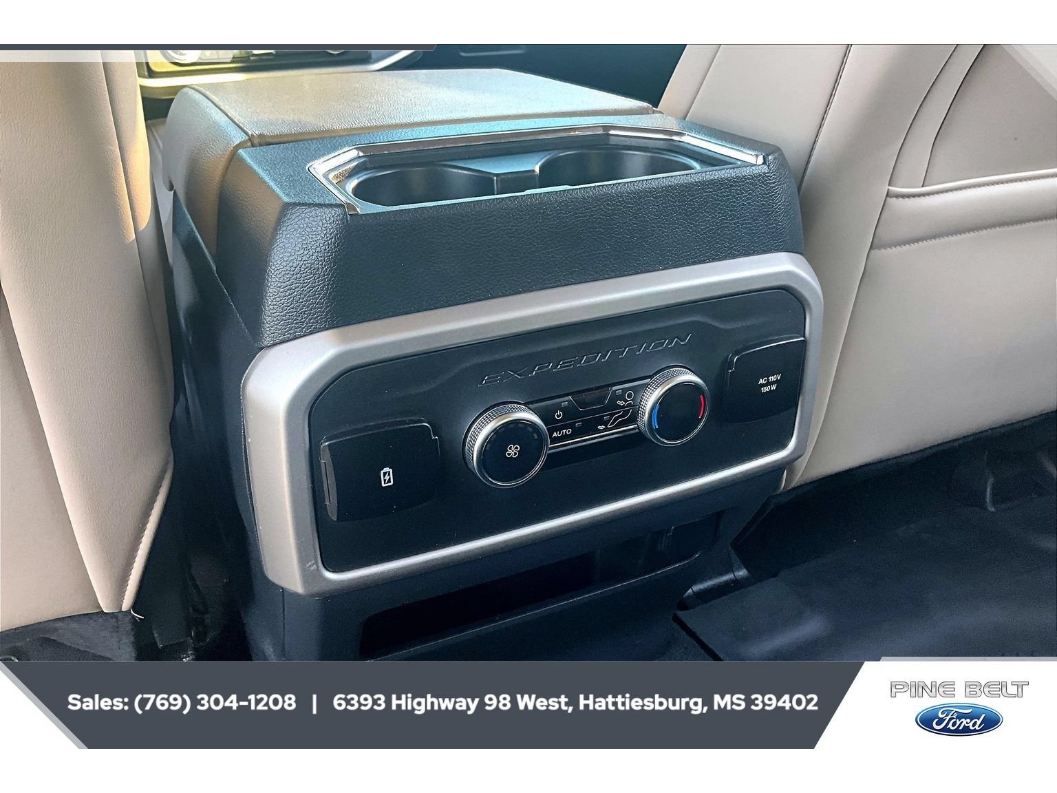 Used 2024 Ford Expedition XLT RWD image 25