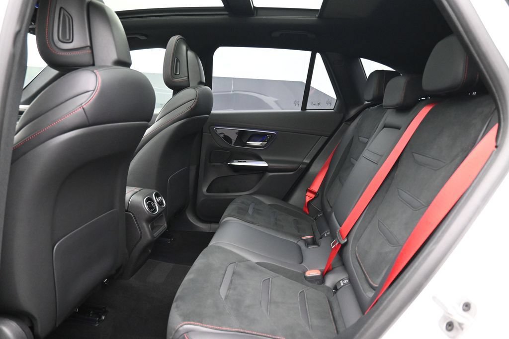 Used 2024 Mercedes-Benz GLC 43 AMG 4MATIC image 21