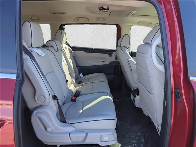New 2026 Honda Odyssey Touring image 14