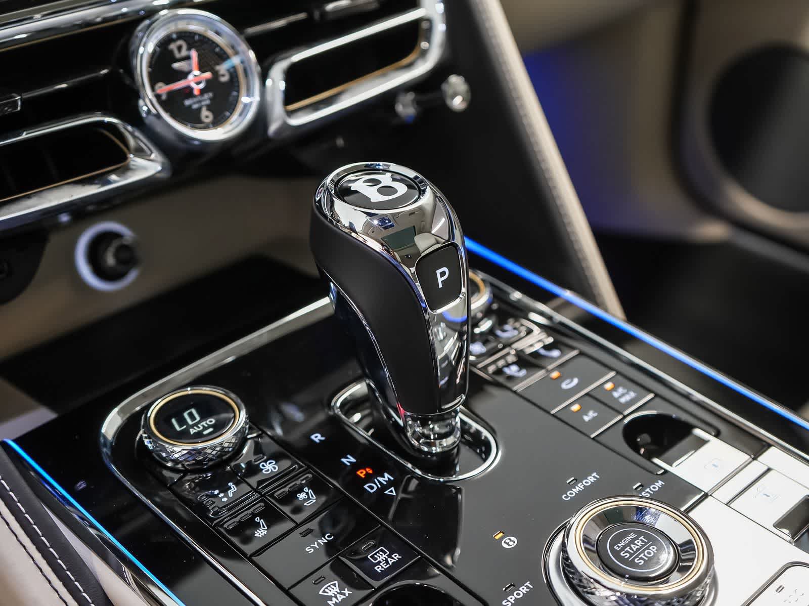 Used 2022 Bentley Flying Spur V8 AWD/4WD image 22
