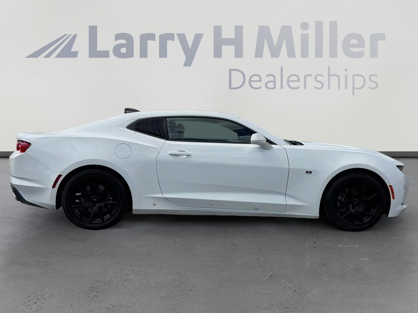 Used 2021 Chevrolet Camaro LT image 7
