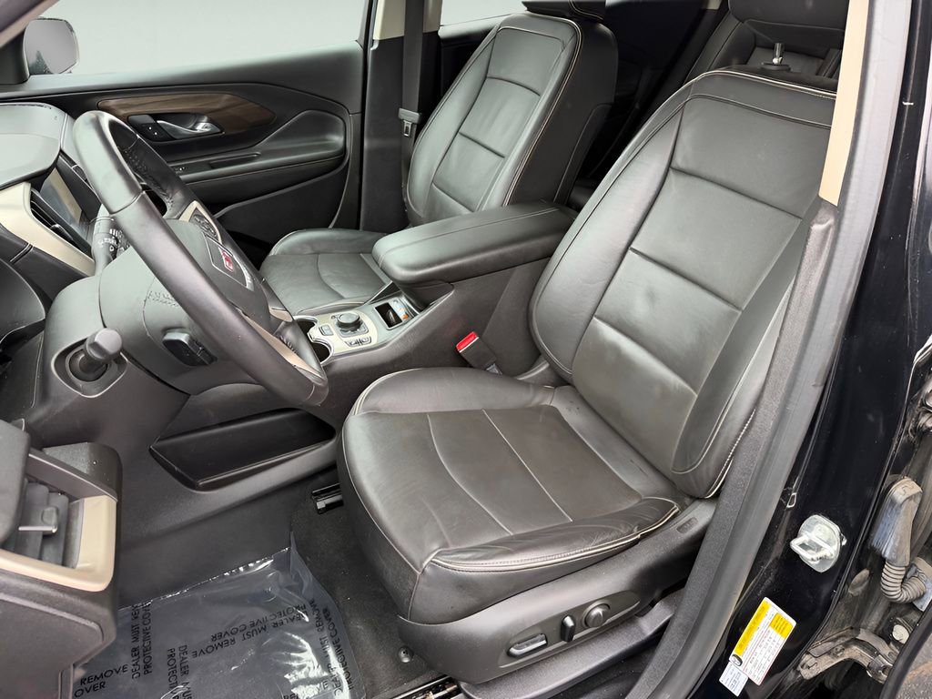 Used 2018 GMC Terrain Denali w/ Advanced Safety Package AWD/4WD image 19