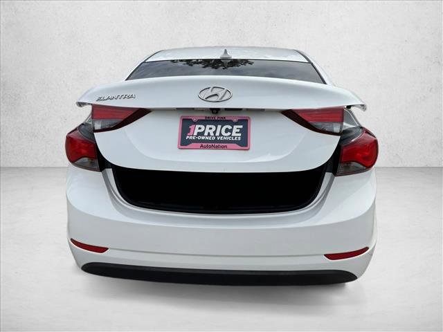 Used 2016 Hyundai Elantra SE w/ Option Group 02 FWD image 7