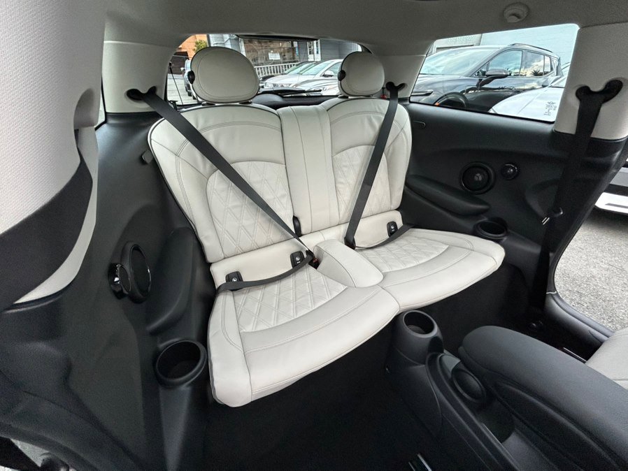 Used 2023 MINI Cooper SE image 51