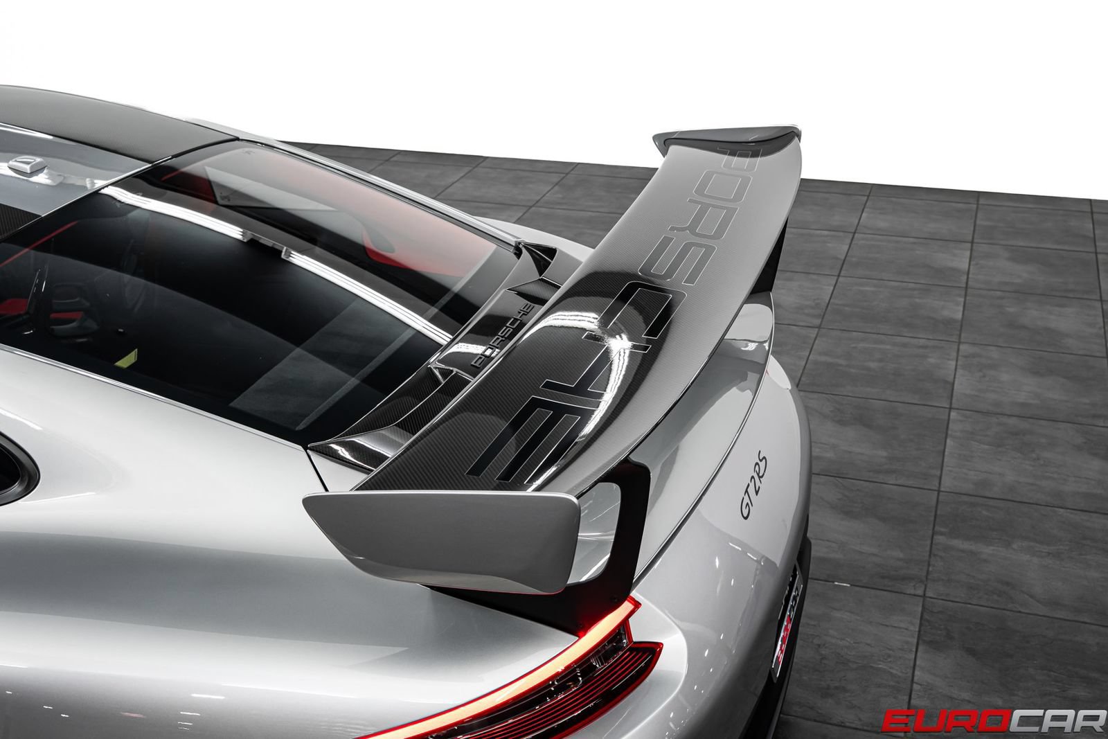 Used 2019 Porsche 911 GT2 RS RWD image 25