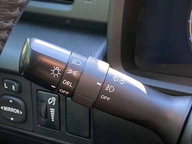 Used 2019 Toyota 4Runner SR5 Premium AWD/4WD image 21