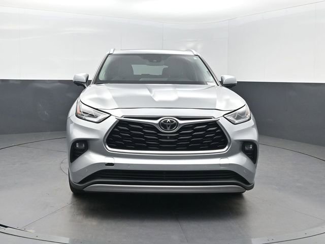 Used 2023 Toyota Highlander Platinum FWD image 37