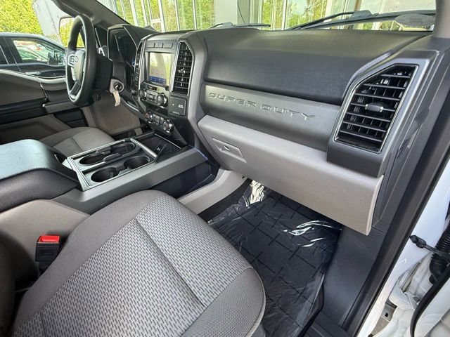 Used 2022 Ford F250 XLT w/ XLT Premium Package image 16