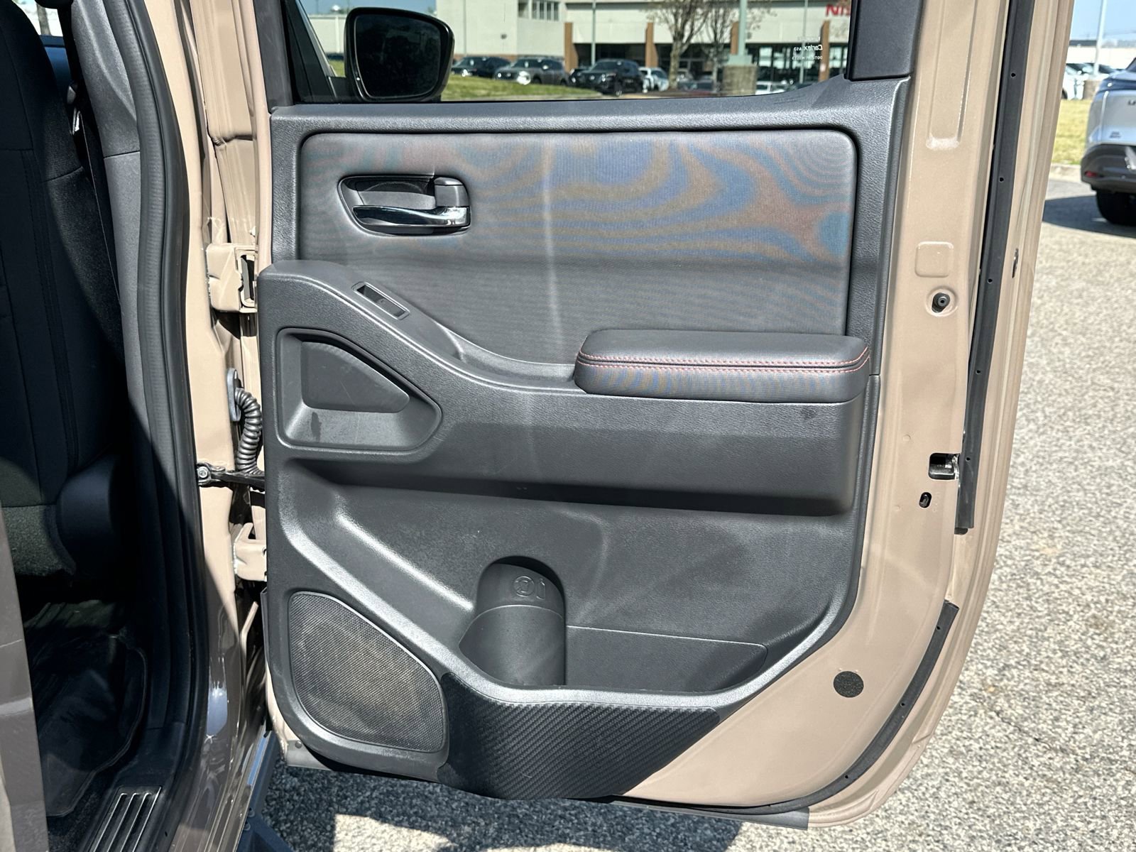 Used 2023 Nissan Frontier PRO-4X w/ Pro Convenience Package image 14