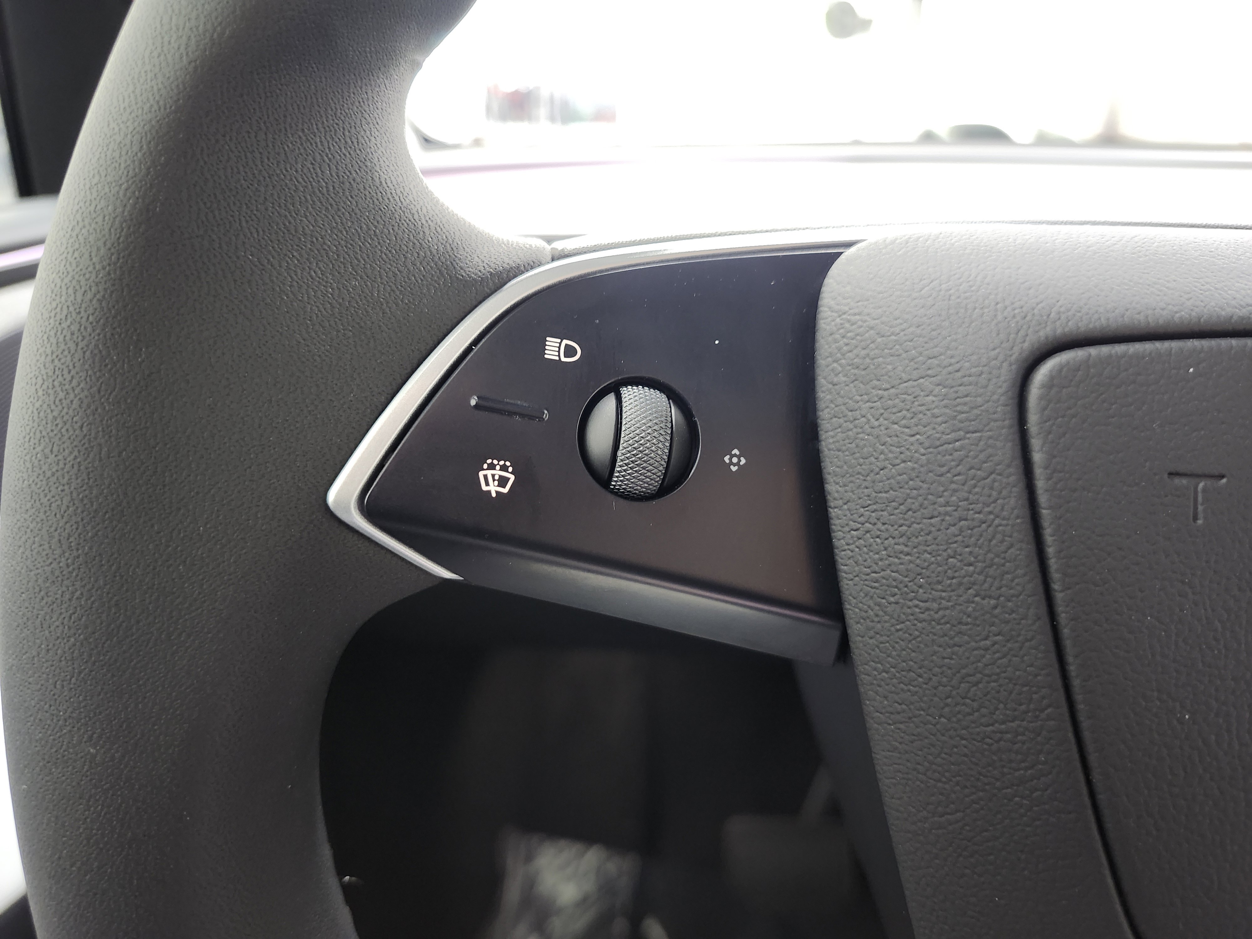 Used 2026 Tesla Model Y image 35