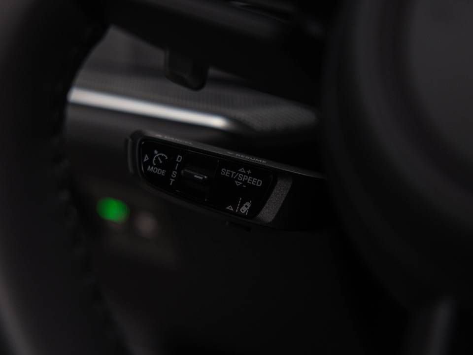 Certified 2026 Porsche Cayenne AWD/4WD image 37