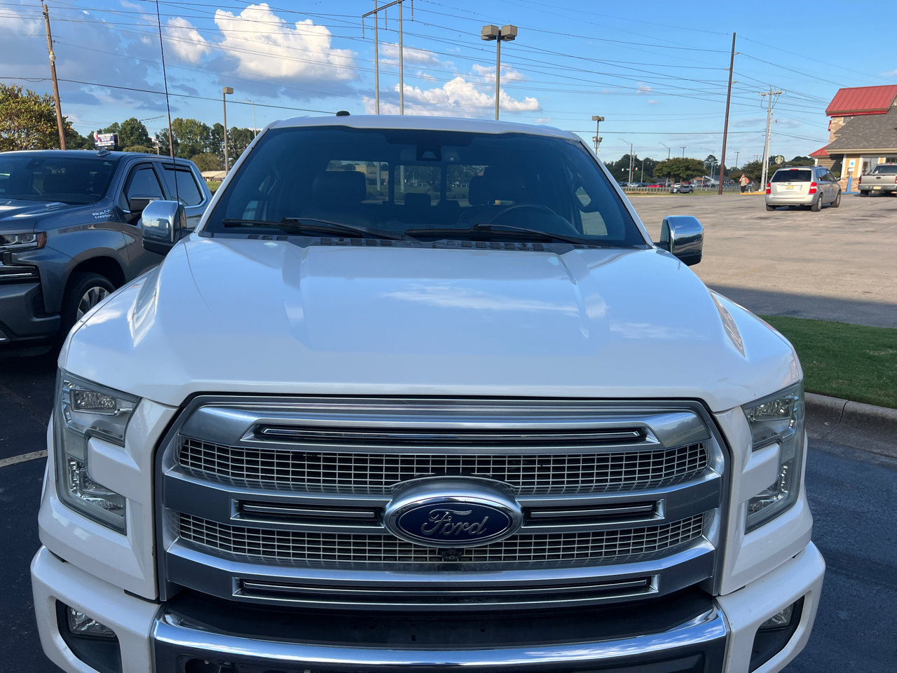 Used 2016 Ford F150 Platinum w/ Equipment Group 701A Luxury image 2
