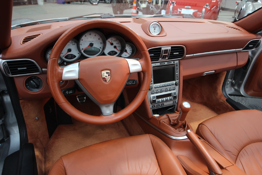 Used 2006 Porsche 911 Carrera S RWD image 18