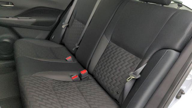 Certified 2023 Nissan Kicks SV FWD image 19