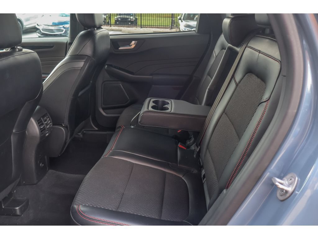 Used 2023 Ford Escape ST-Line w/ Tech Pack #1 AWD/4WD image 18