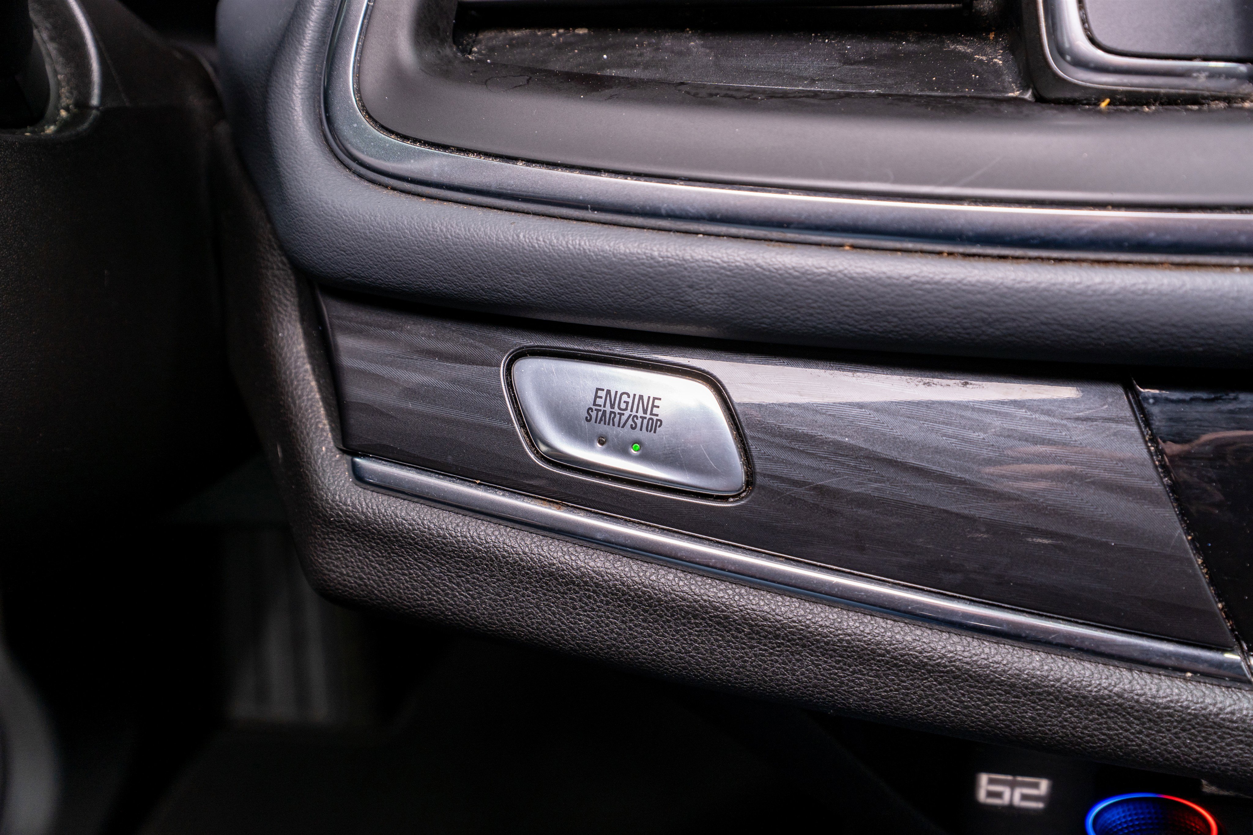 Used 2020 Buick Enclave Essence w/ Sound and Sites Package image 29