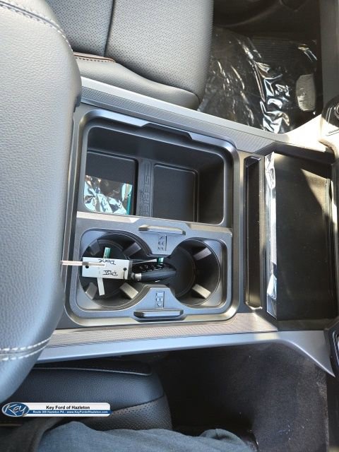 New 2026 Ford F350 Lariat w/ FX4 Off-Road Package image 76