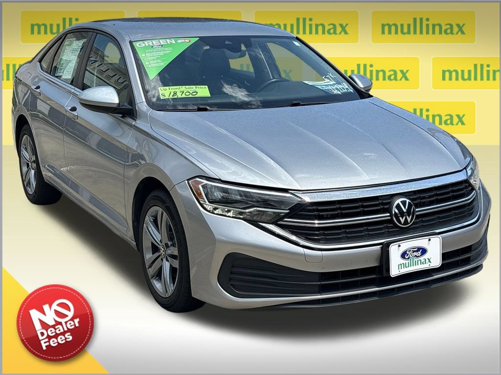 Used 2024 Volkswagen Jetta SE FWD image 1