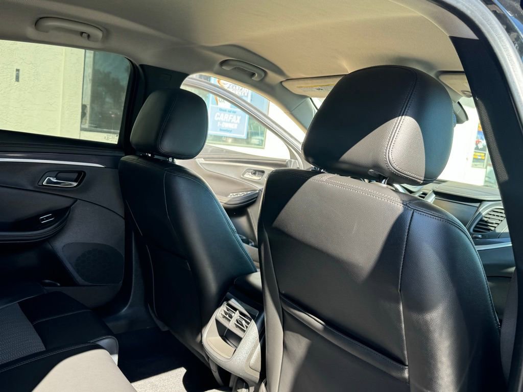 Used 2019 Chevrolet Impala LT FWD image 18