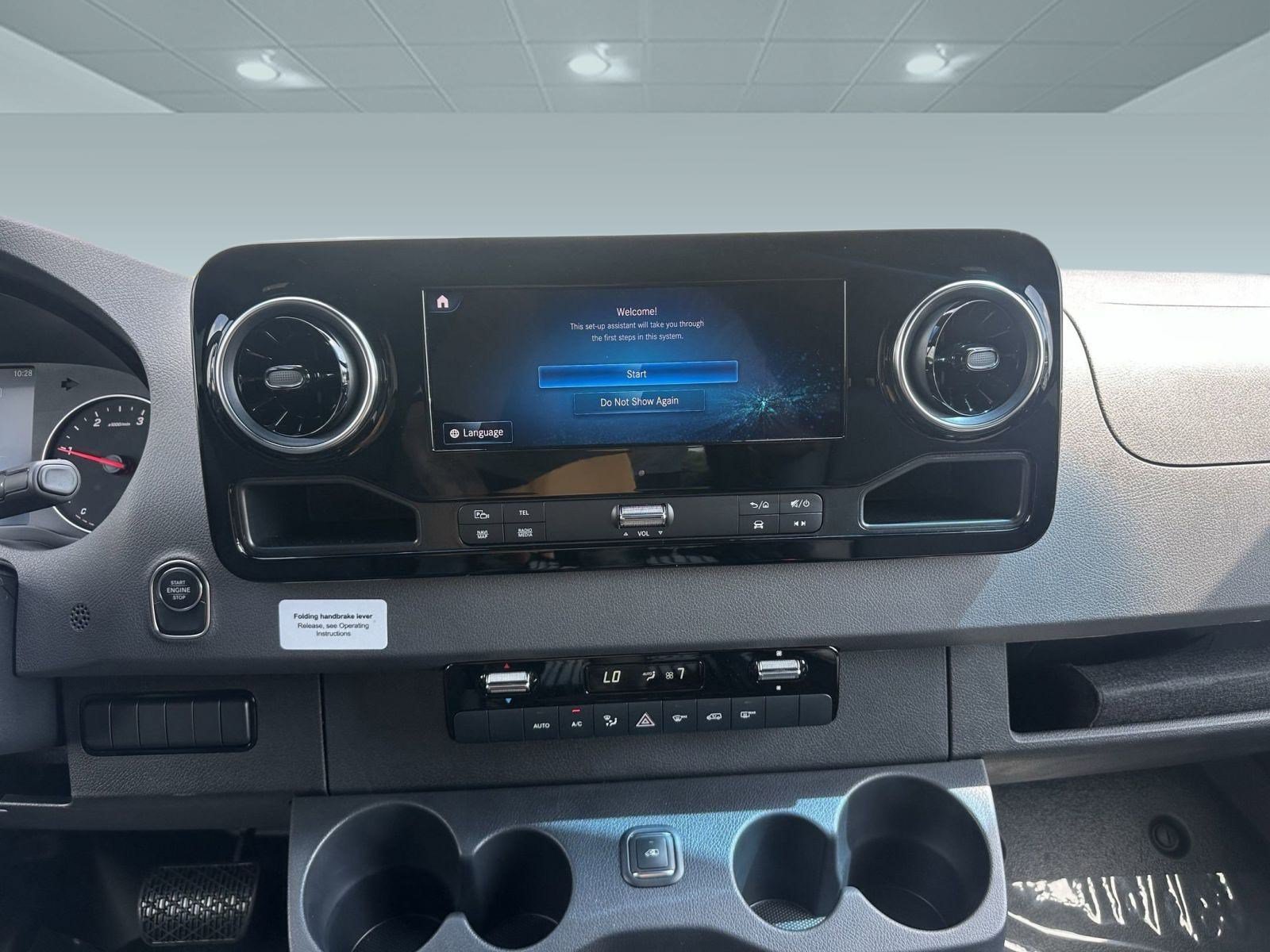 New 2024 Mercedes-Benz Sprinter 3500 image 26