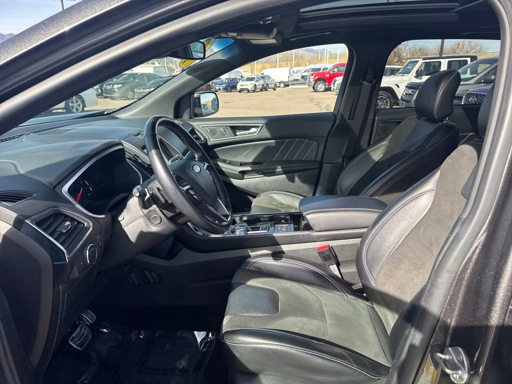 Used 2019 Ford Edge ST w/ Equipment Group 401A image 20