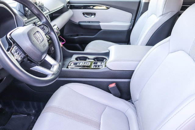 Certified 2025 Honda Pilot Touring image 20