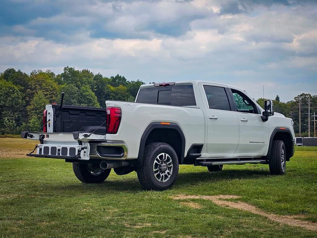 New 2025 GMC Sierra 2500 SLT w/ SLT Premium Package image 5