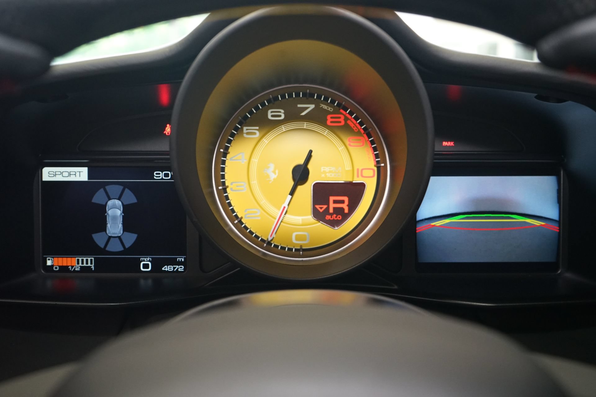 Used 2019 Ferrari 488 GTB RWD image 14