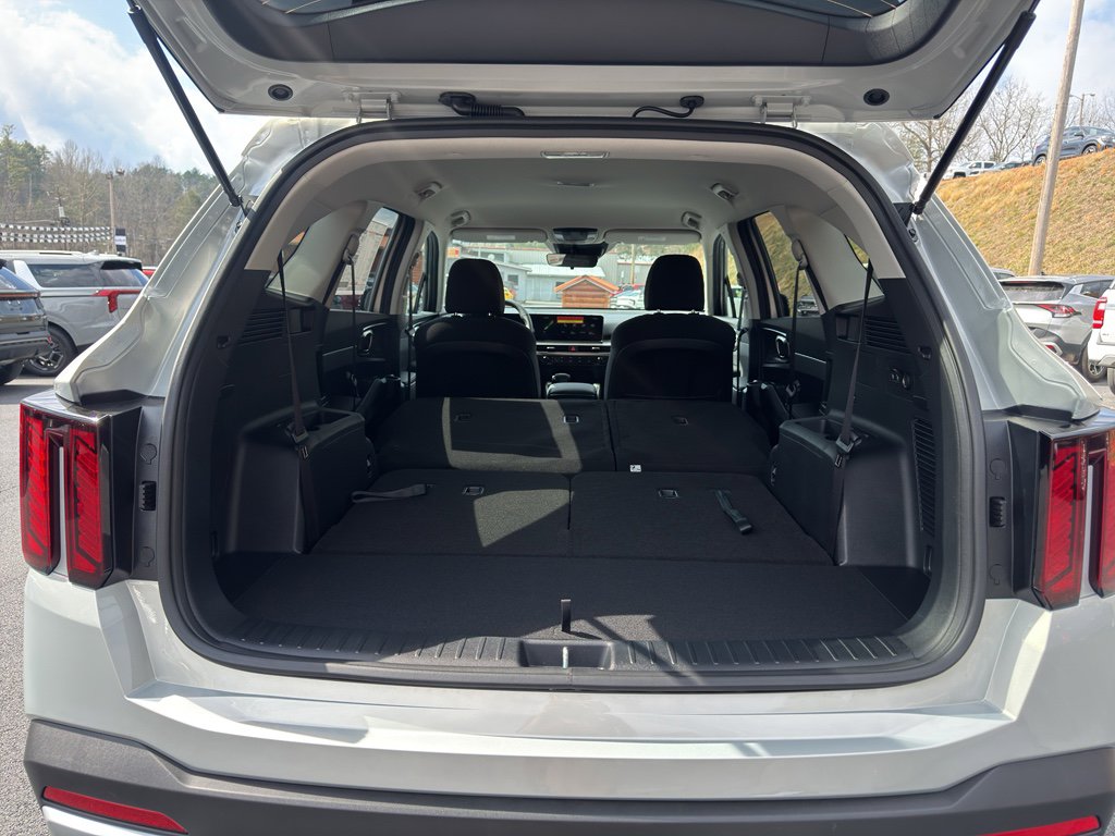 New 2026 Kia Sorento LX image 12