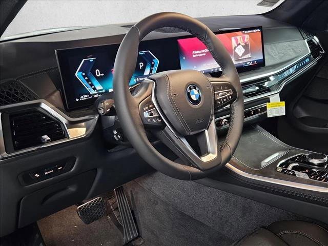 Used 2026 BMW X5 xDrive50e w/ Parking Assistance Package image 3