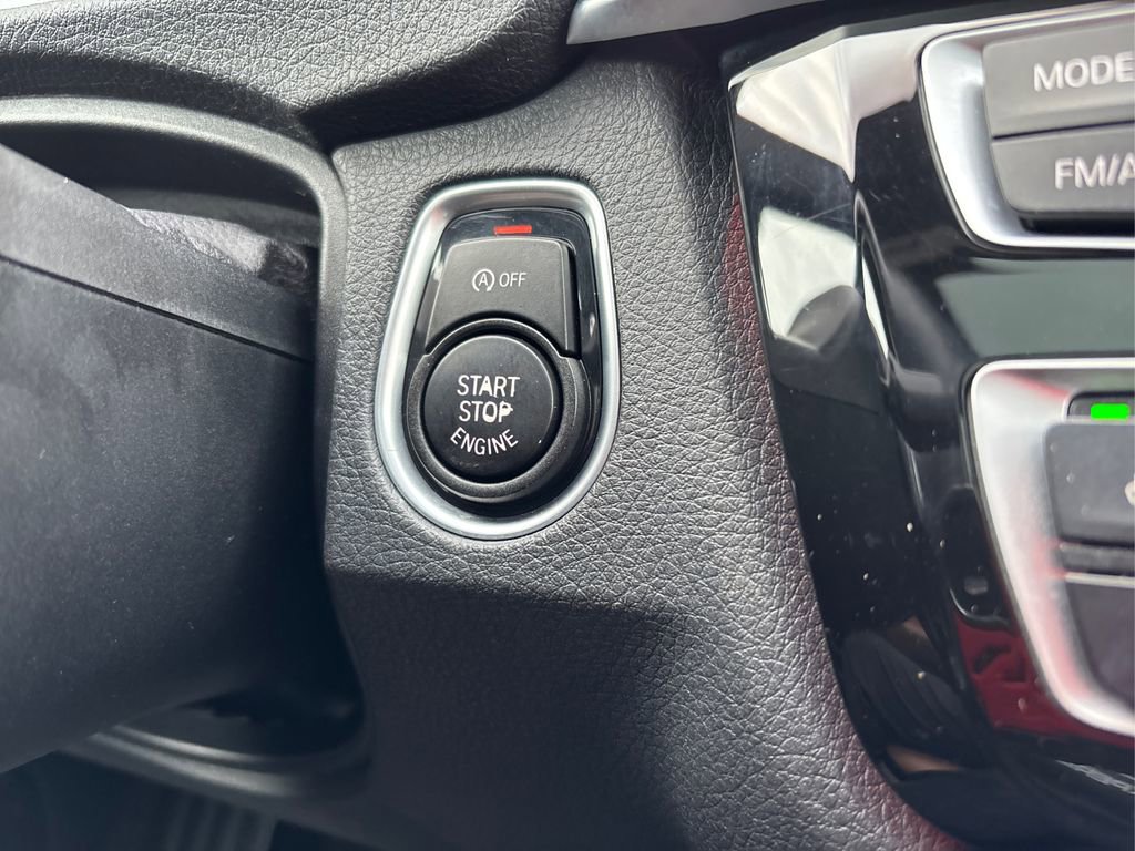 Used 2017 BMW 330i Gran Turismo xDrive image 31