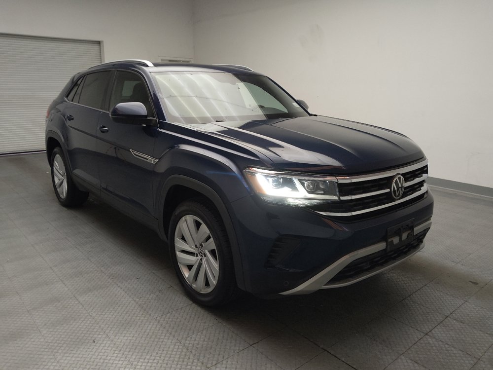 Used 2022 Volkswagen Atlas Cross Sport SE FWD image 13
