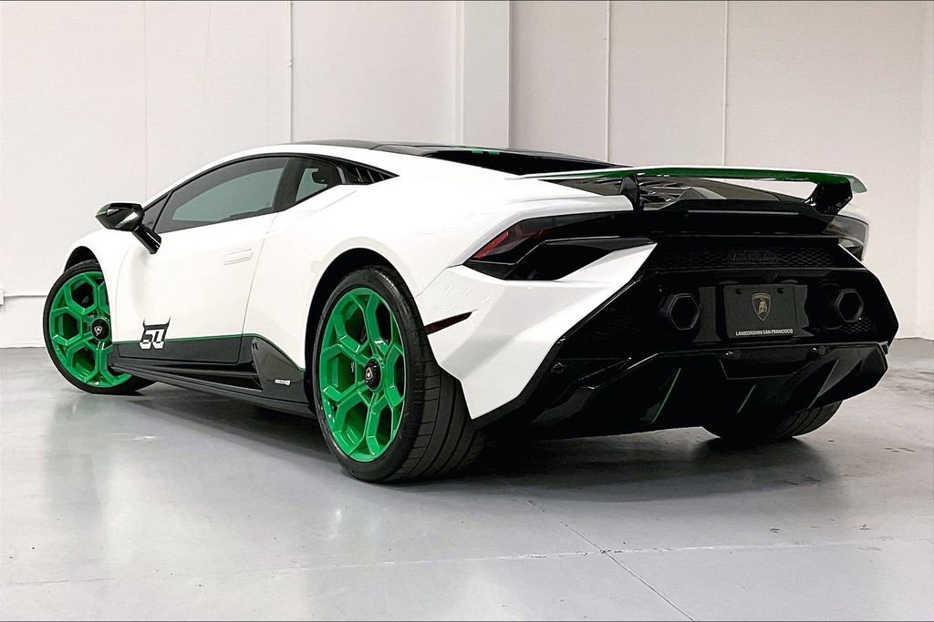 Used 2023 Lamborghini Huracan Tecnica image 6
