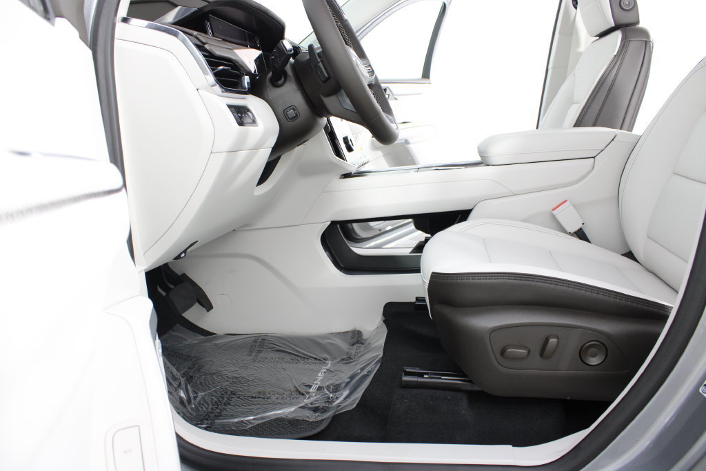 New 2027 GMC Acadia Denali AWD/4WD image 19