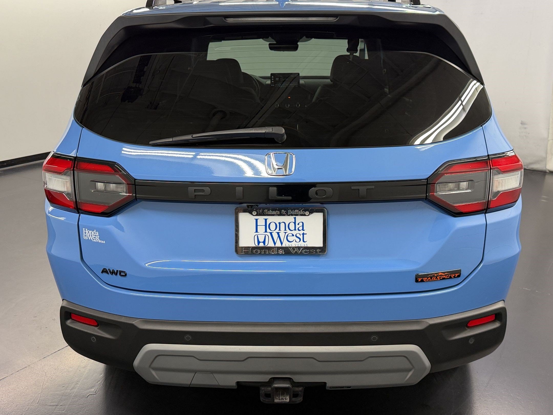 Certified 2024 Honda Pilot TrailSport image 10