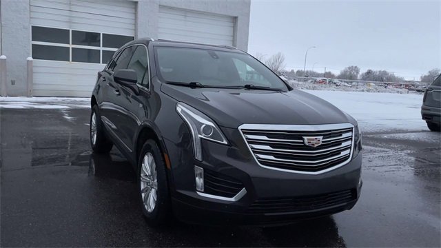 Used 2017 Cadillac XT5 FWD image 4