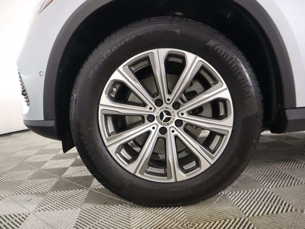 Certified 2025 Mercedes-Benz GLC 300 image 35