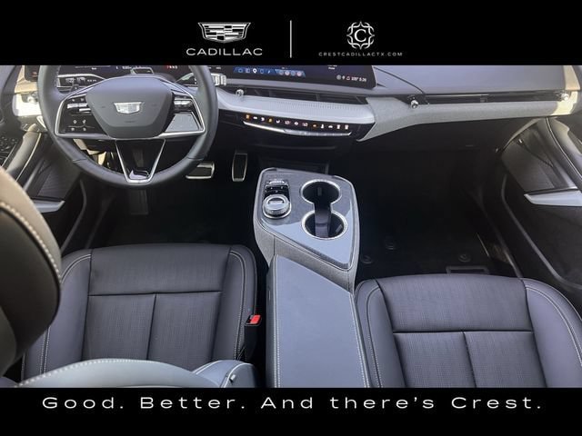 Used 2025 Cadillac Optiq Luxury 2 w/ LPO, Floor Liner Package AWD/4WD image 14