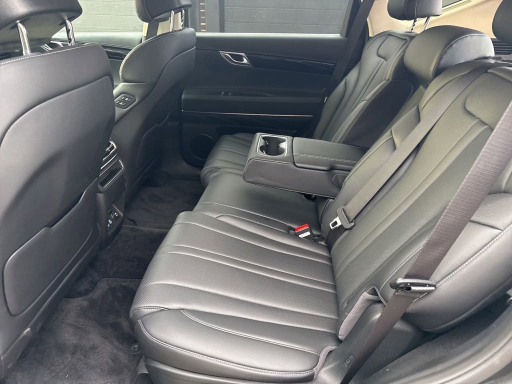 Certified 2025 Genesis GV80 2.5T Standard image 13