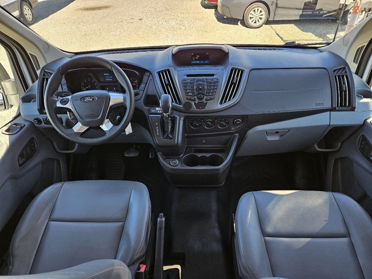 Used 2019 Ford Transit 350 XL RWD image 22