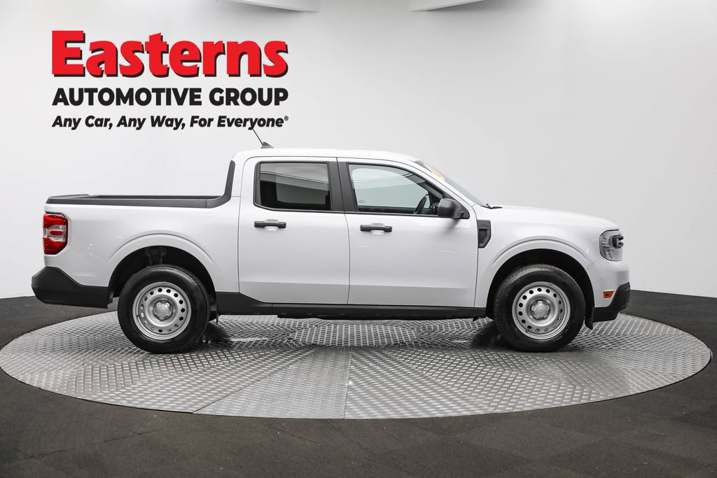 Used 2023 Ford Maverick XL image 4