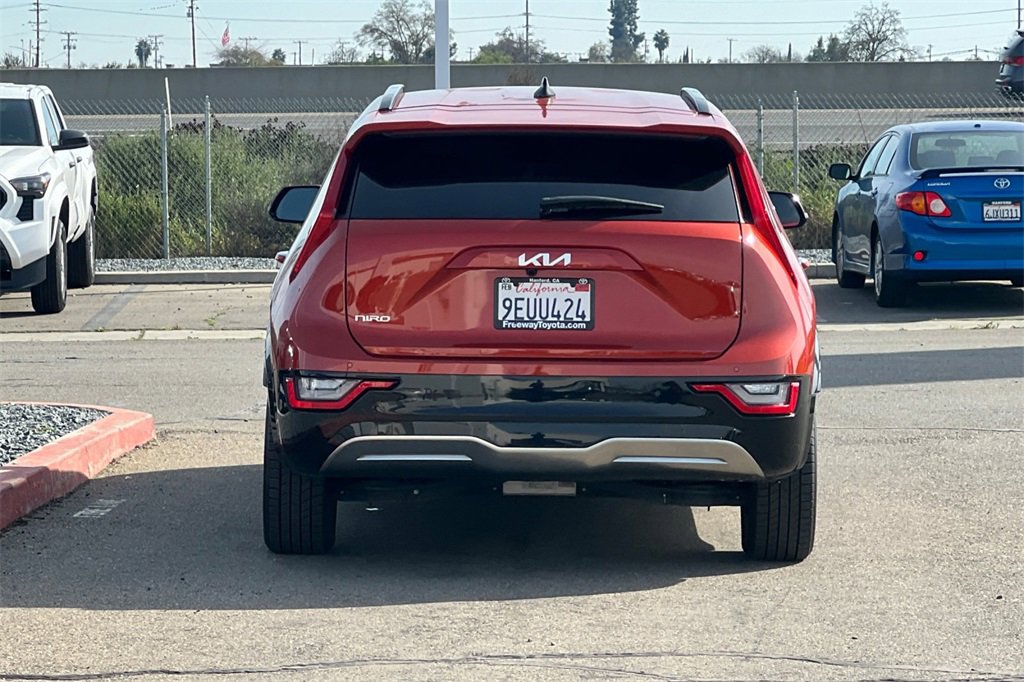 Used 2023 Kia Niro Wave image 6