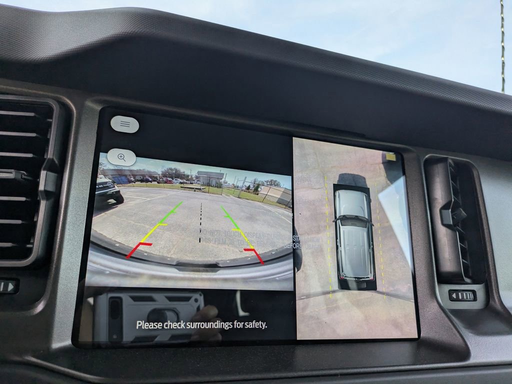 New 2025 Ford Bronco Badlands image 21